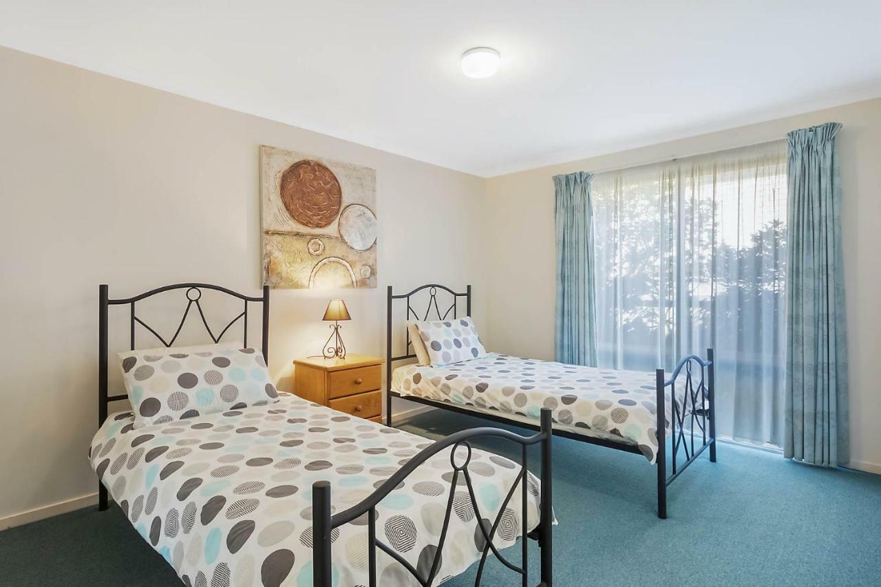 מרימבולה Black Dolphin Motel & Apartments מראה חיצוני תמונה